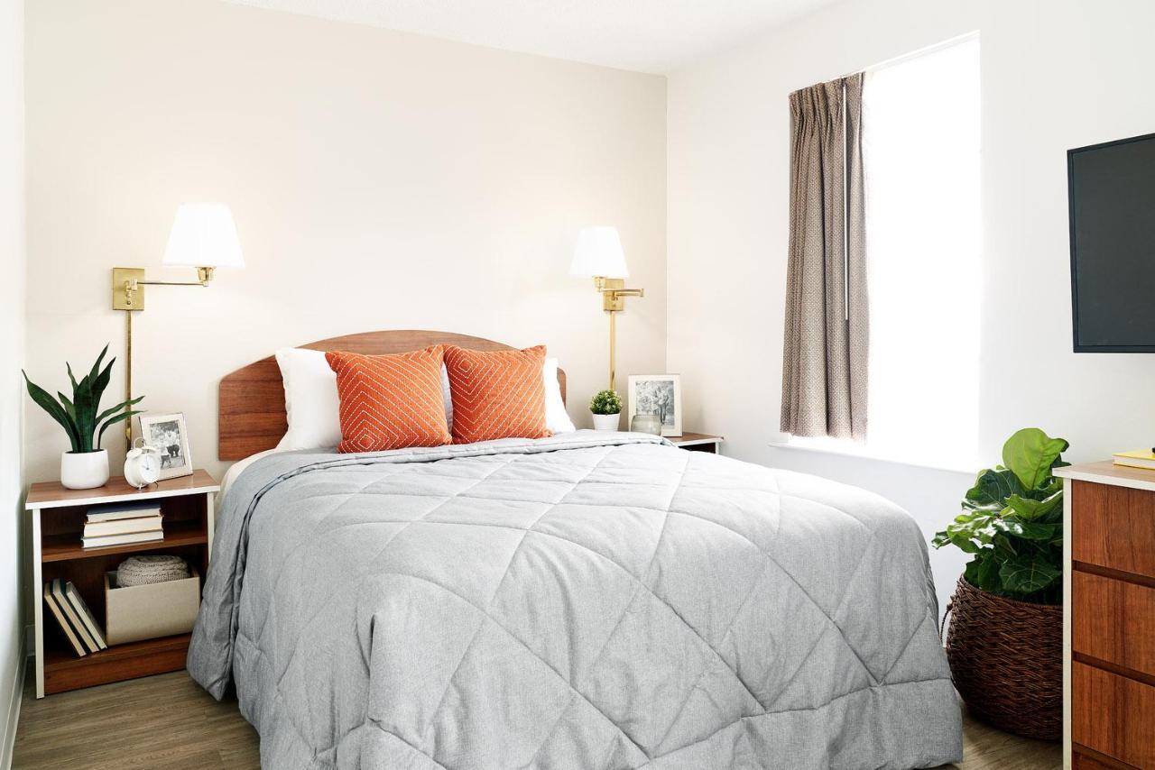 Intown Suites Extended Stay Indianapolis In -College Park Michigan Road Dış mekan fotoğraf